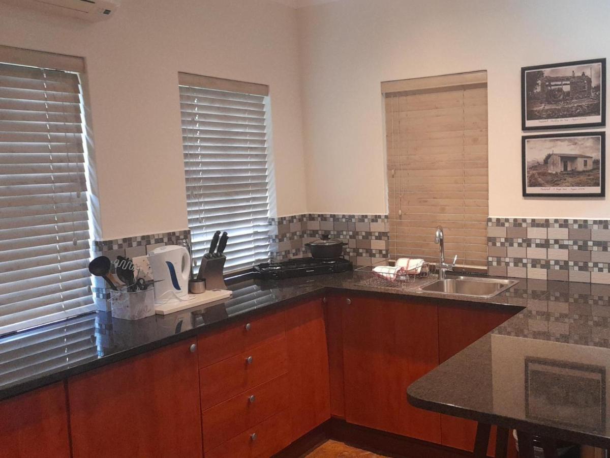 Paddabult Self Catering Cottages พาร์ล ภายนอก รูปภาพ